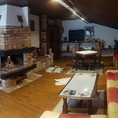 Vikendica Verici- Banja Luka بيت للعطل